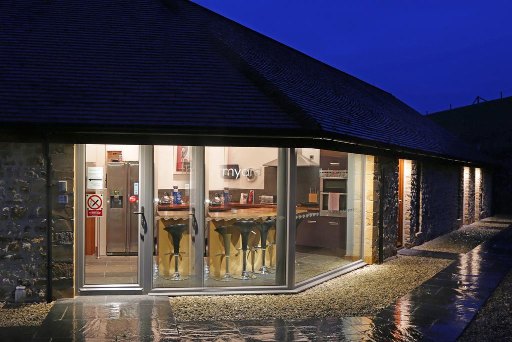 The Farmyard Adults Only Apartment Yeovil Exterior photo